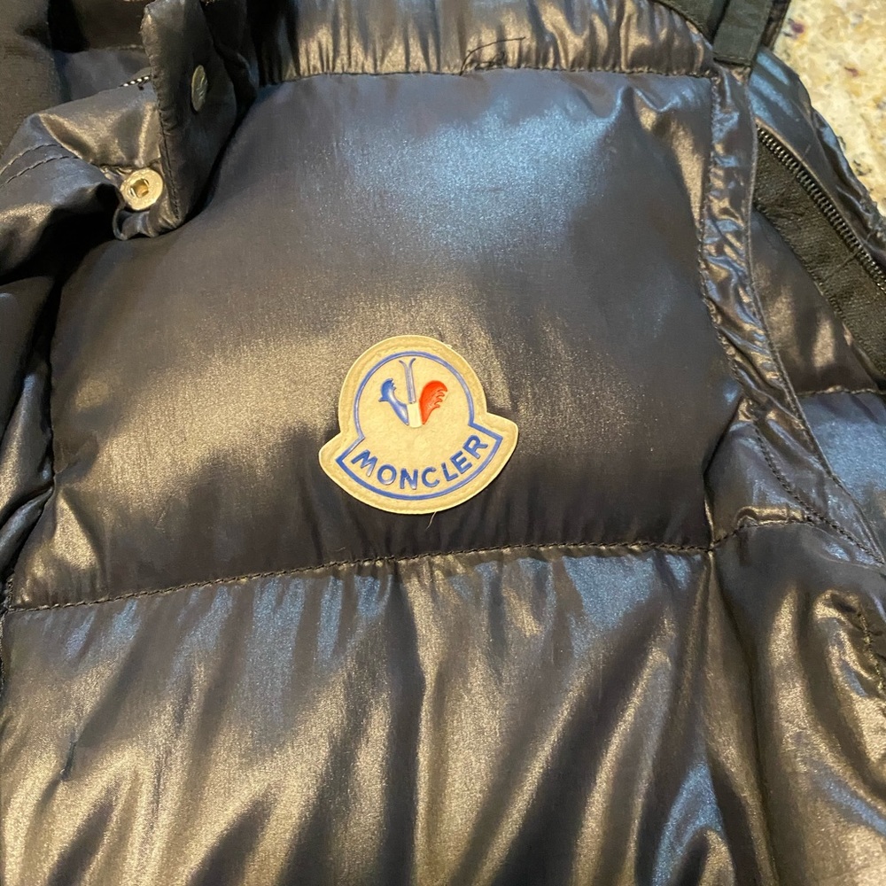 Moncler Puffer Vest - Picture 3 of 6
